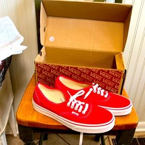 Vans red tennis shoes men’s 9 women 10.5